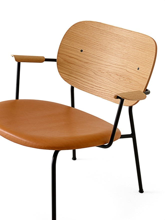 Co Chair, Lounge
