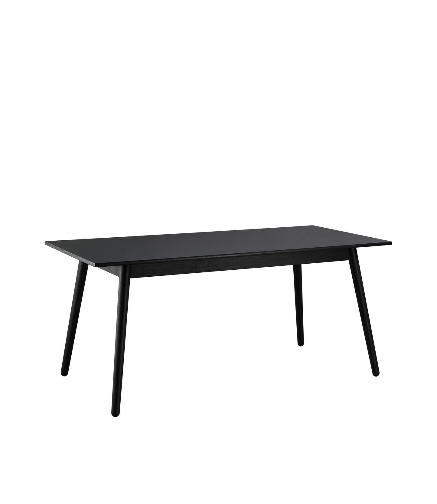 C35B - Dining table
