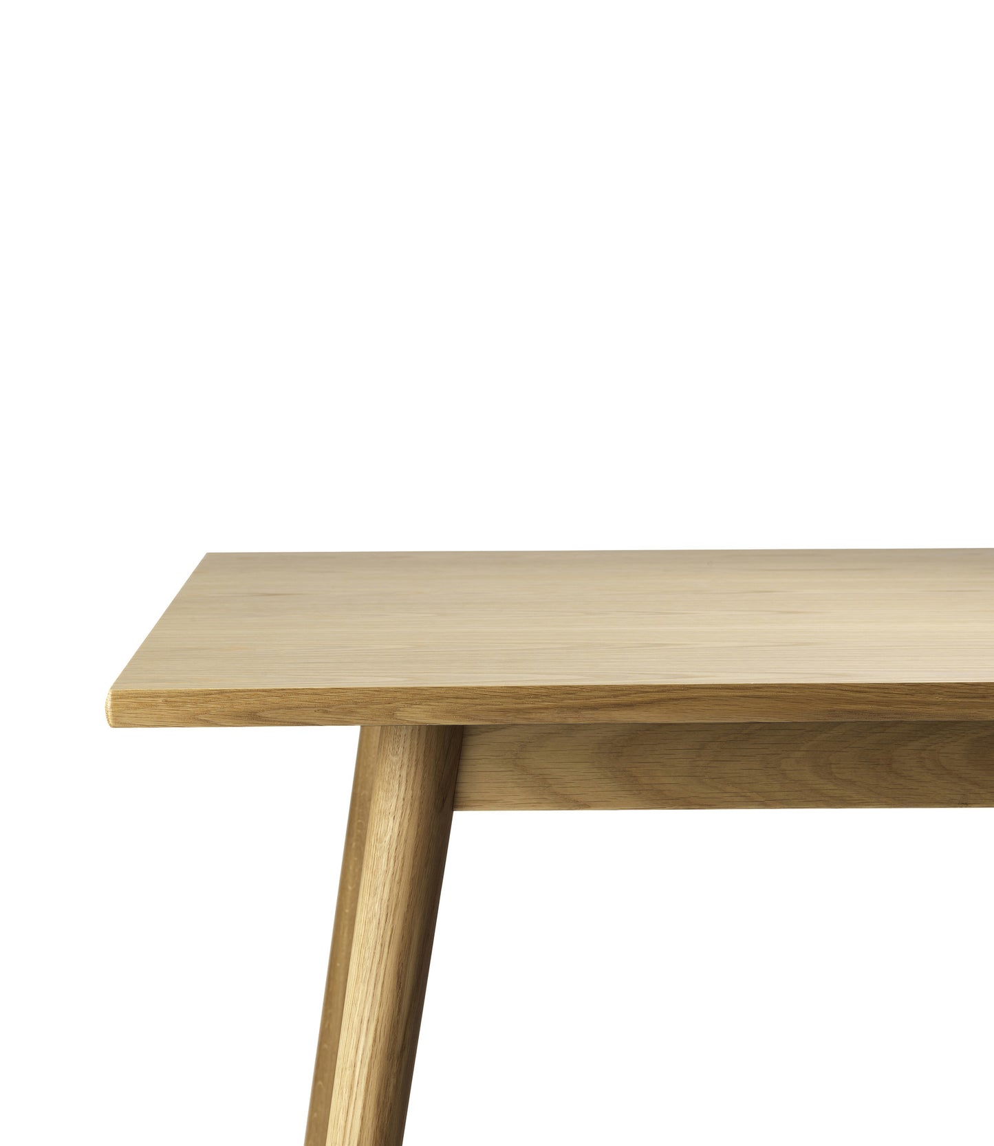 C35A - Dining table