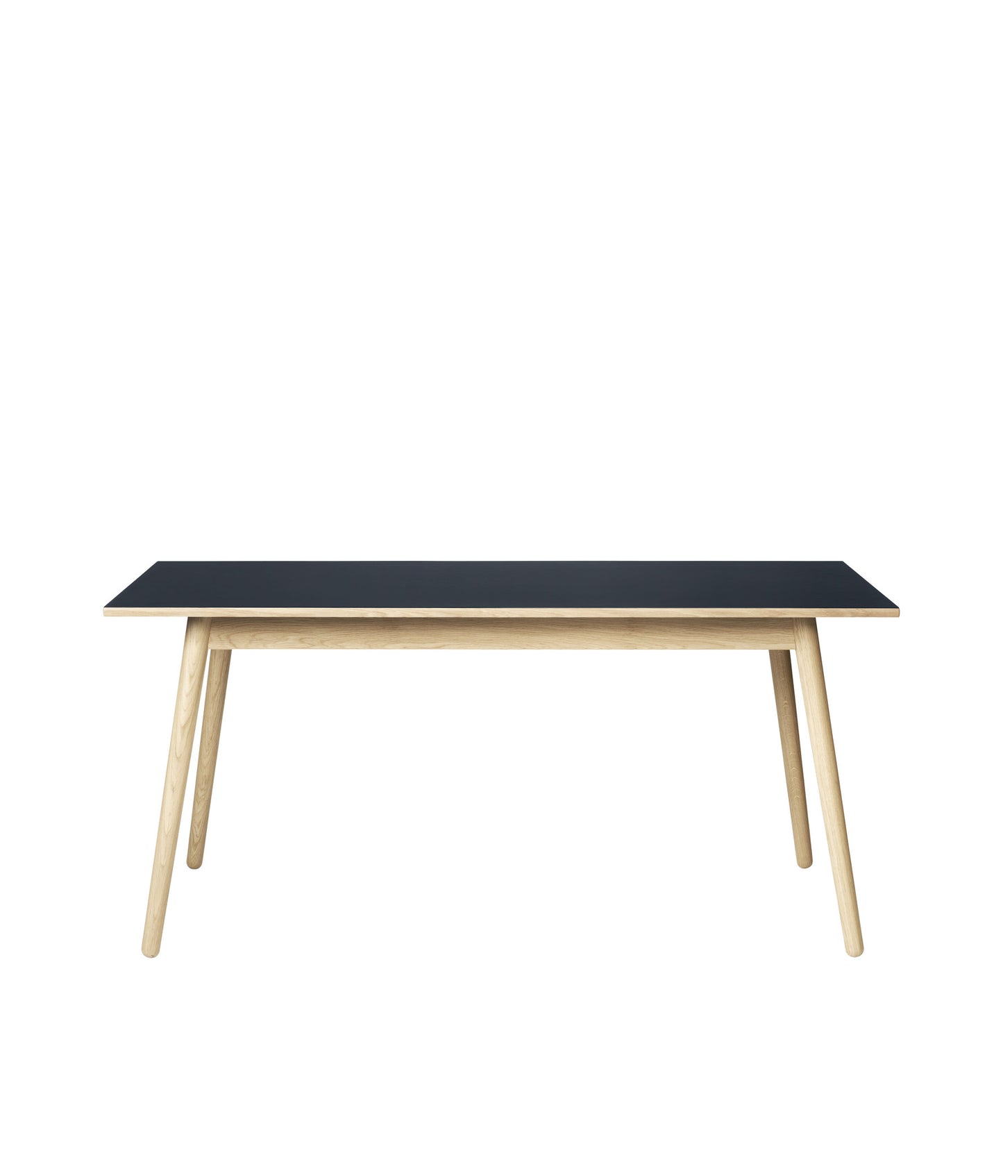 C35B - Dining table