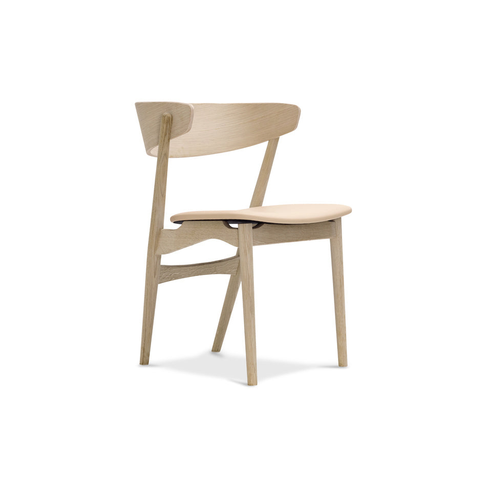 No. 7 Dining Chair, Oak- Wooden backrest/Upholstered seat