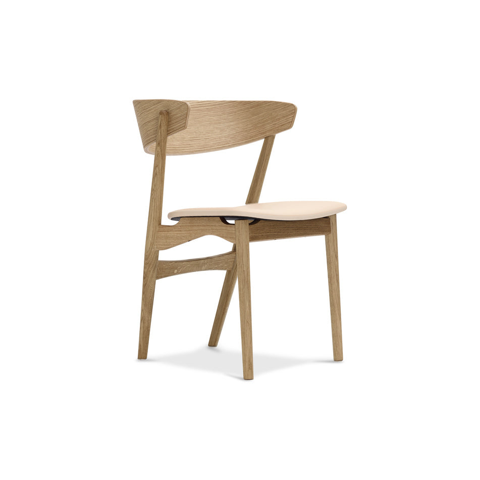 No. 7 Dining Chair, Oak- Wooden backrest/Upholstered seat