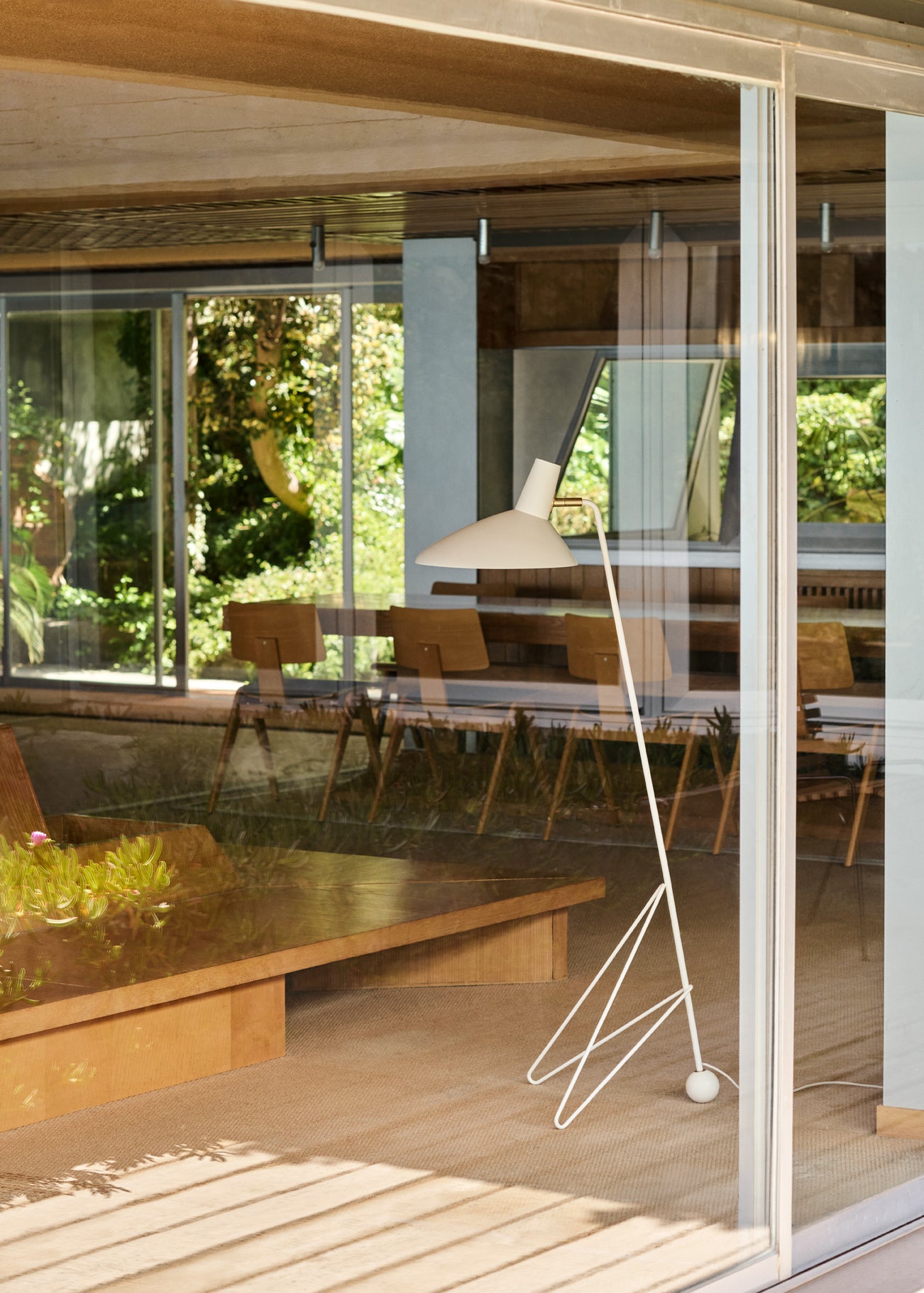Tripod Floor Lamp HM8