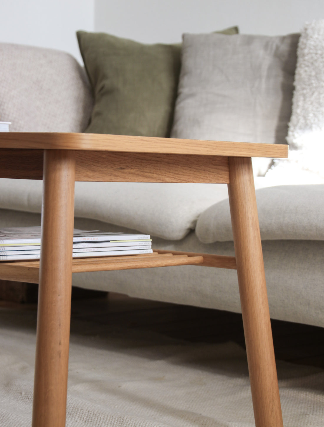 MINO Large Coffee Table