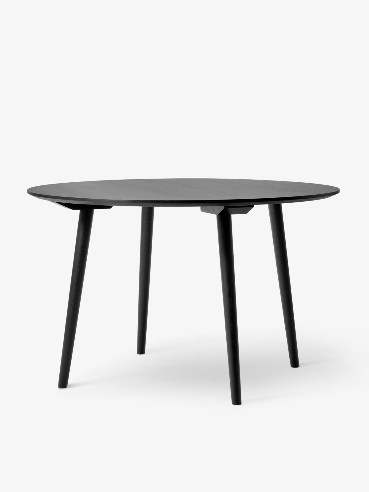 In Between Table SK4