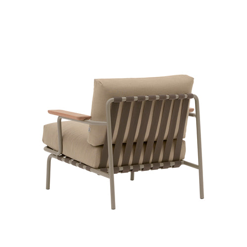 Settle Outdoor Lounge Chair