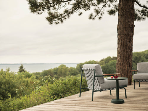 Settle Outdoor Lounge Chair