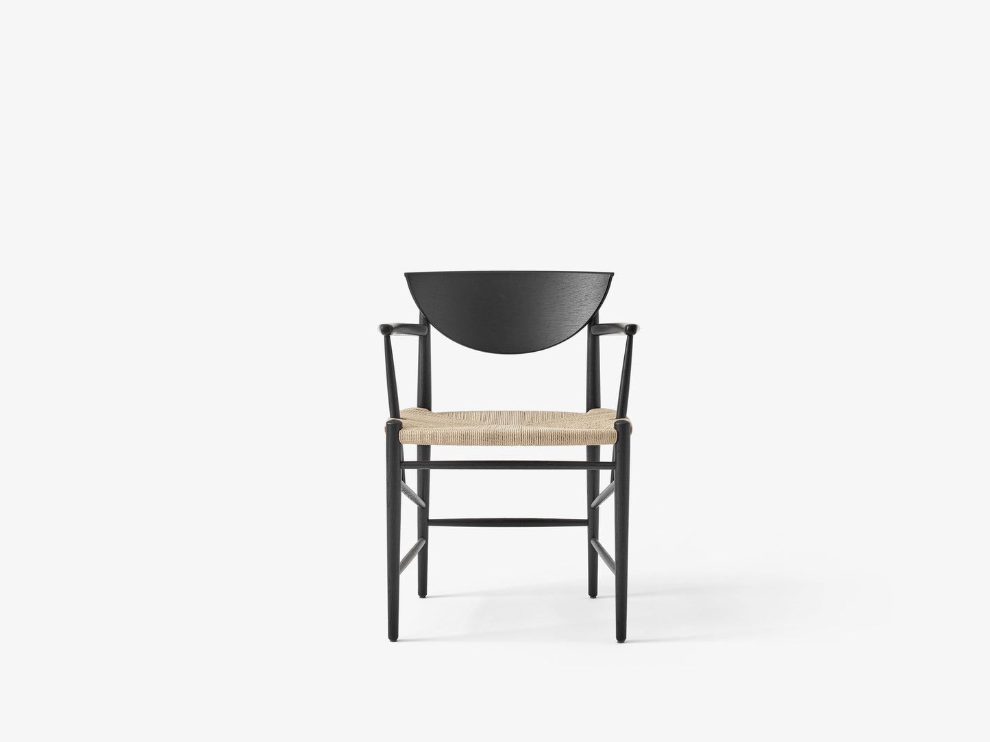 HM4 Drawn Chair with Armrests