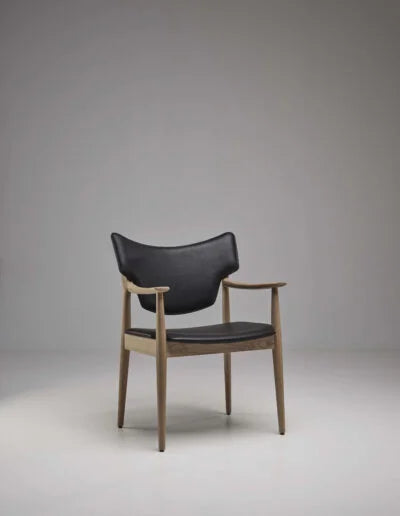 Veng Armchair