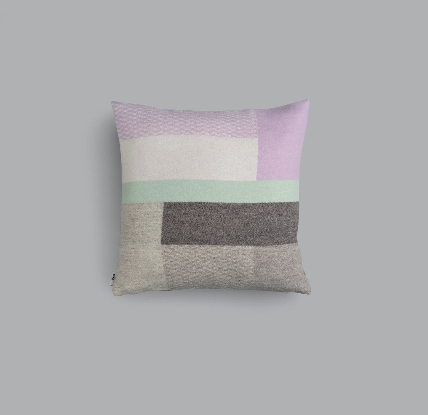 Mikkel Pillow