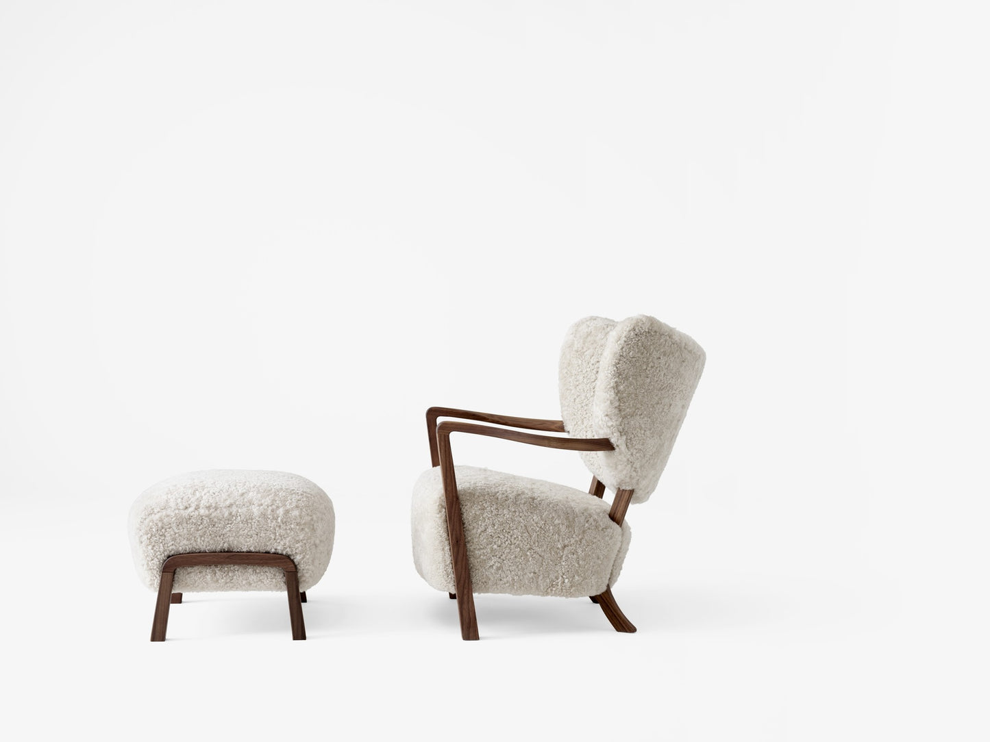Wulff ATD2 Lounge Chair and Pouf