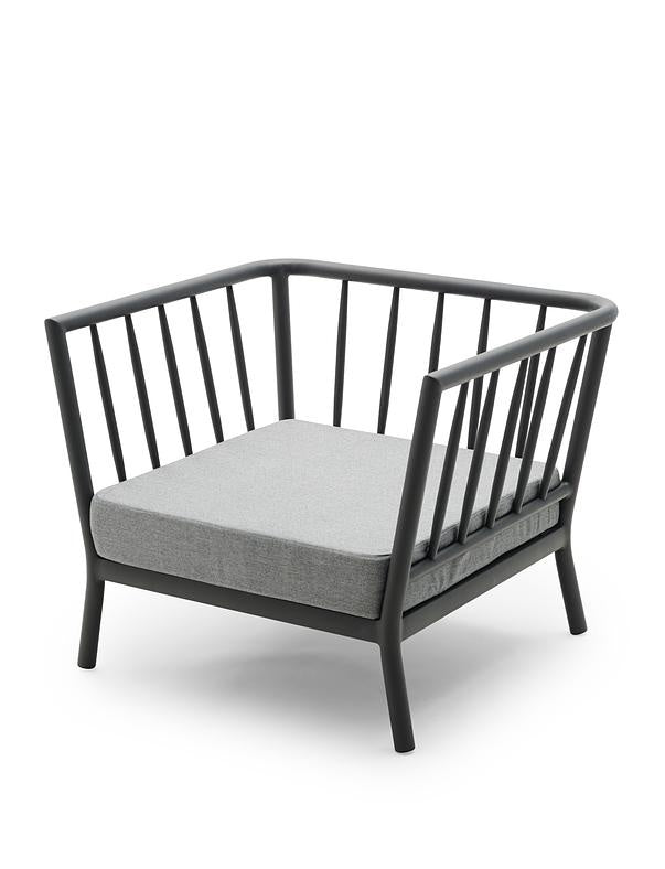 Tradition Lounge Chair