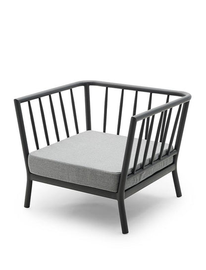 Tradition Lounge Chair