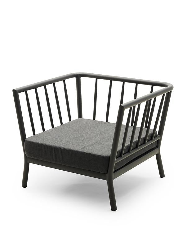 Tradition Lounge Chair