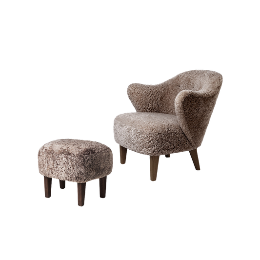 Ingeborg Lounge Chair with Footstool, Smoked Oak, Sheepskin - Sahara - Promotion