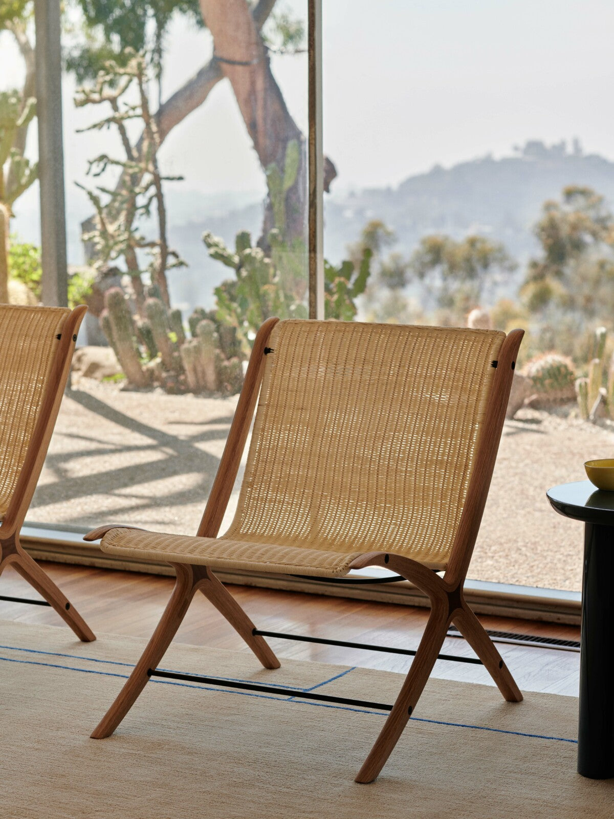 X Lounge Chair, HM10