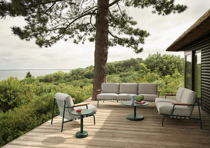 Settle Outdoor Lounge Chair