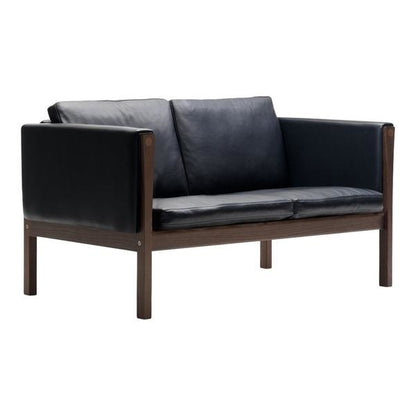 CH 162 Sofa Walnut