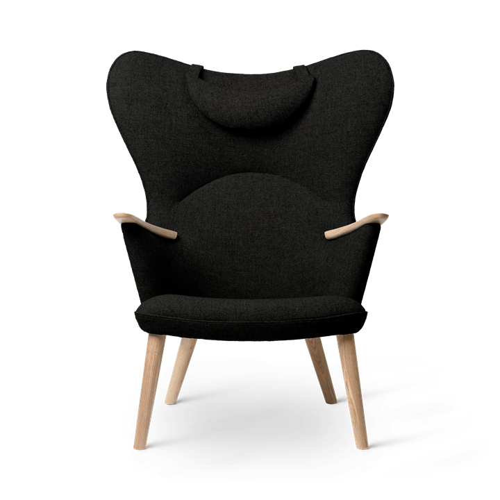 CH78 Mama Bear Lounge Chair Oak
