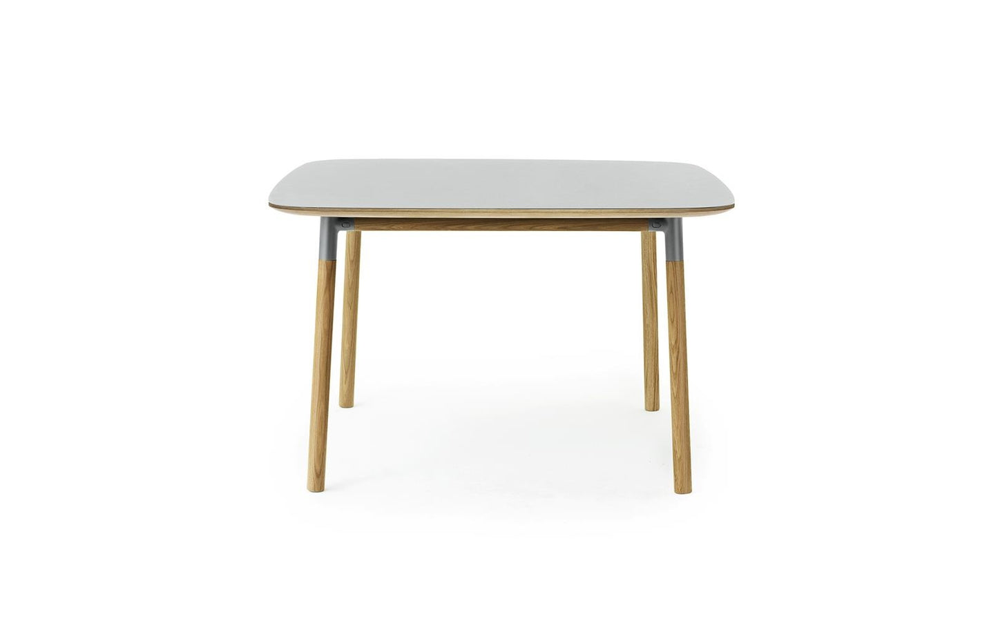 Form Table 120 x 120 cm