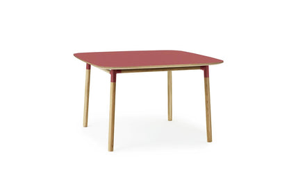 Form Table 120 x 120 cm