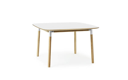 Form Table 120 x 120 cm