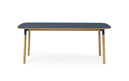 Form Table 95 x 200 cm