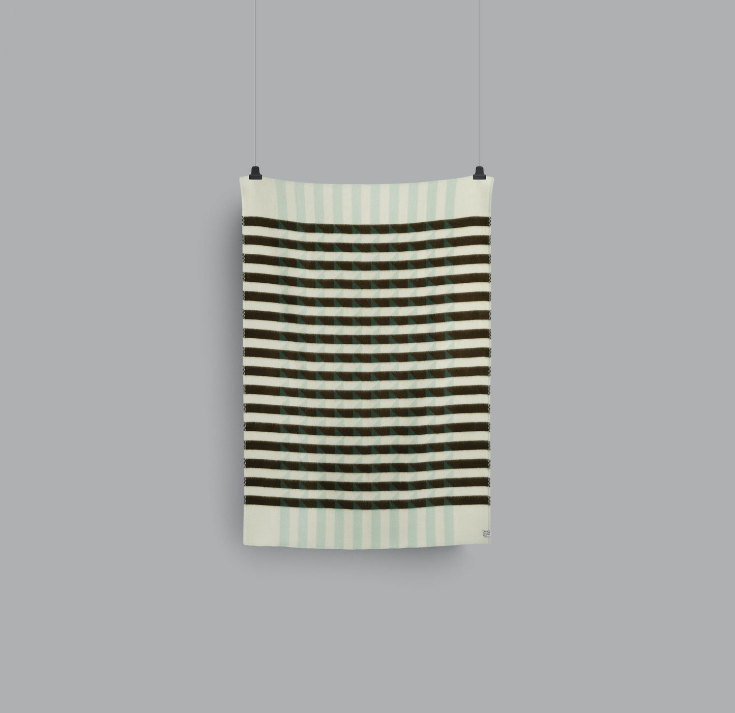 Kvam Throw