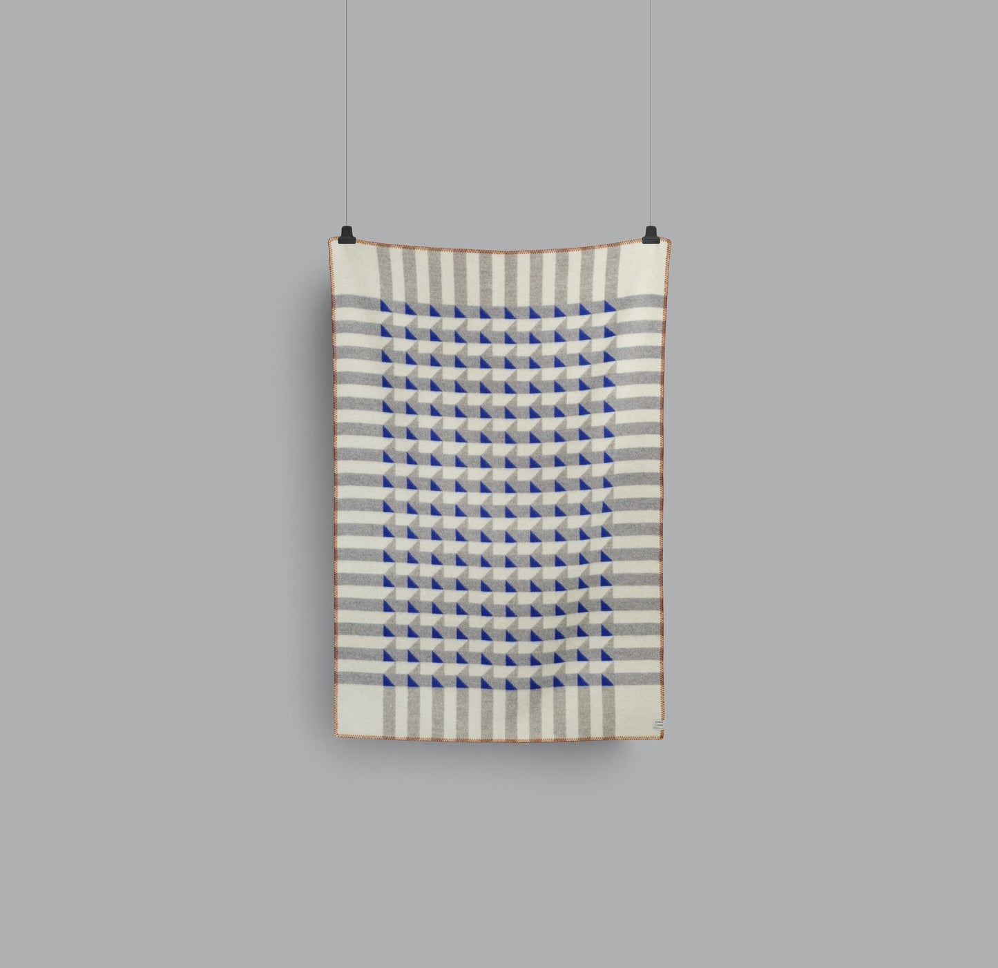 Kvam Throw