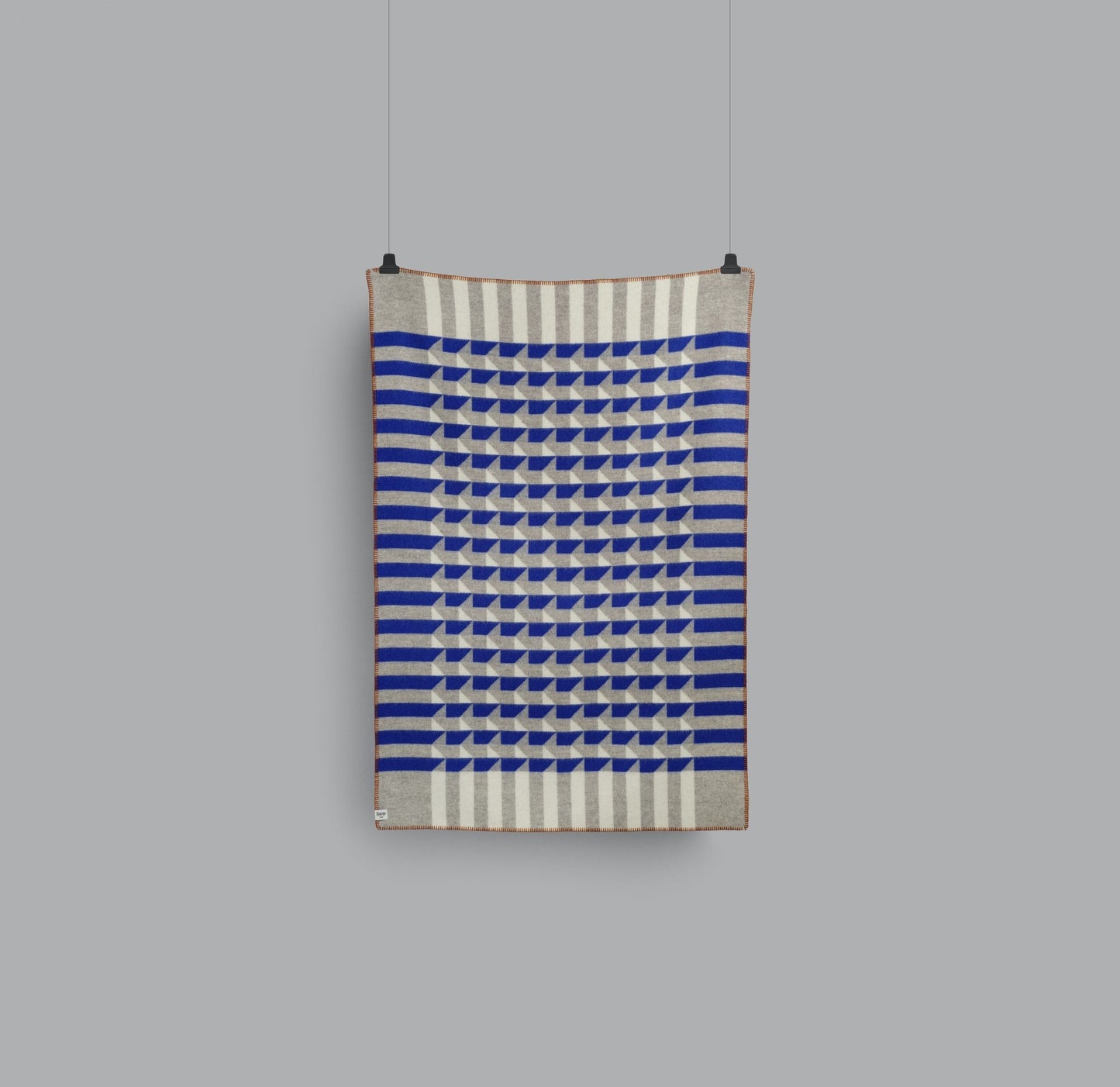 Kvam Throw