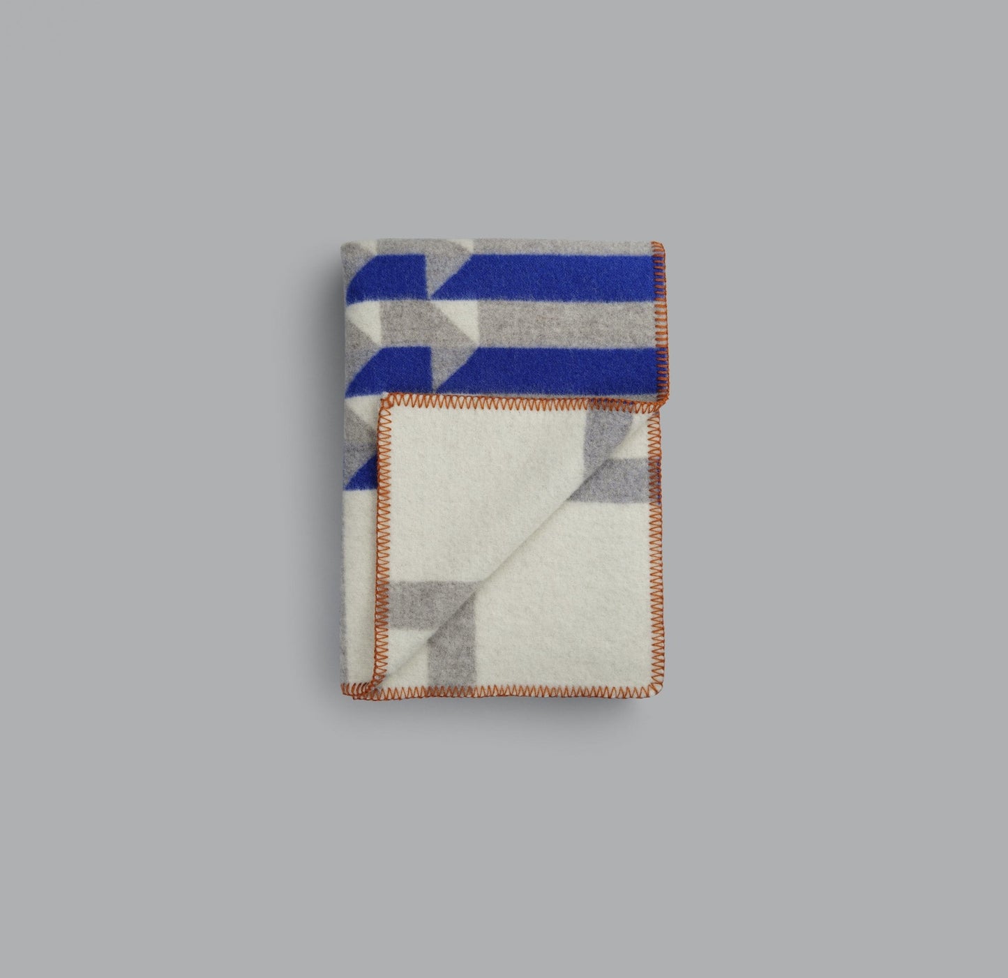 Kvam Throw