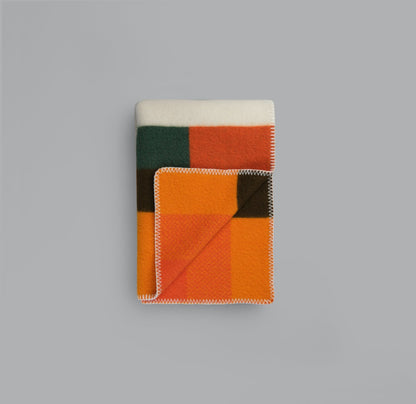 Mikkel Throw