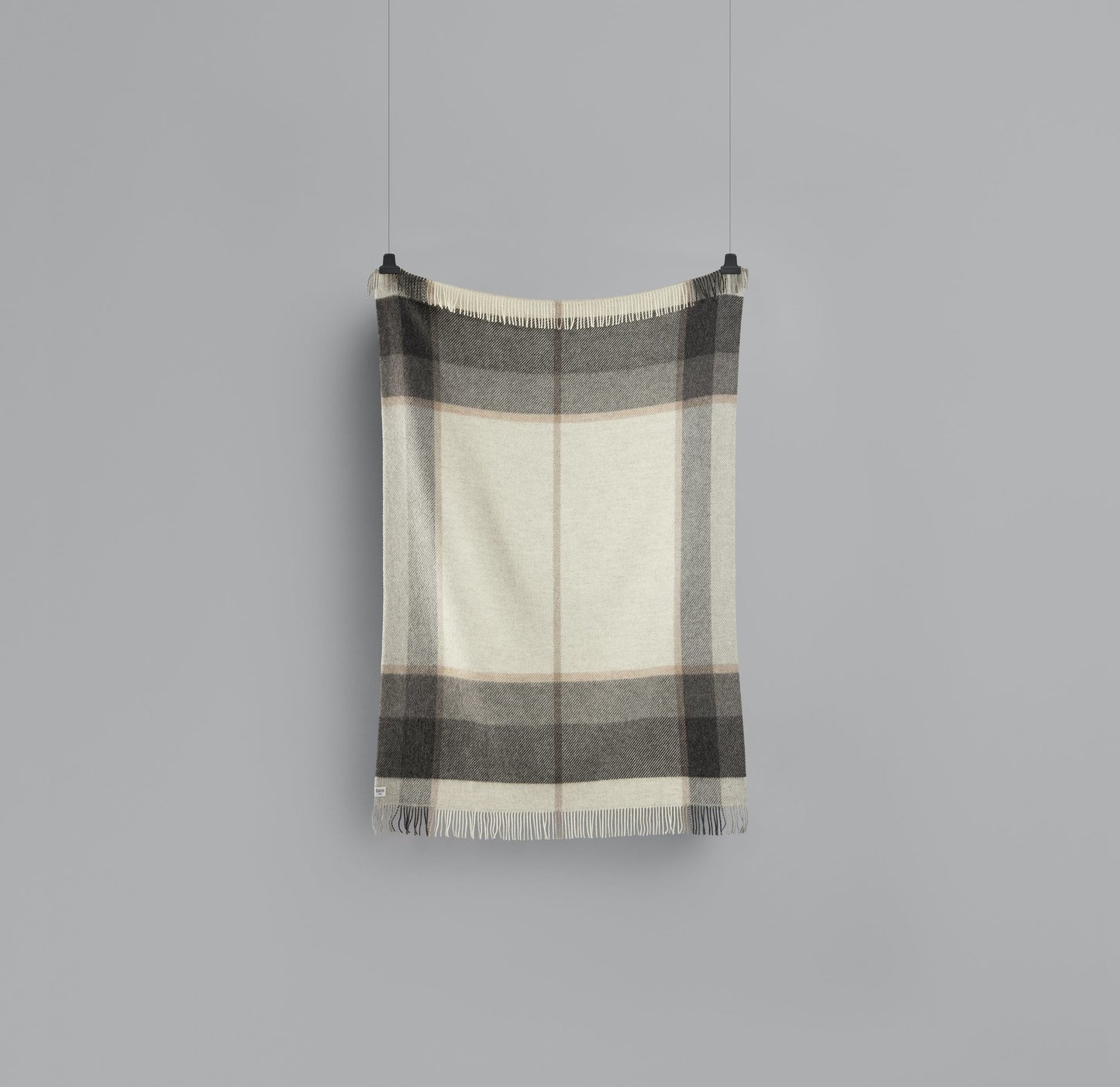 Myrull Throw